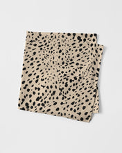 Load image into Gallery viewer, Cheetah Cream Bandana Set